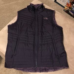 Women’s reversible North Face Vest LARGE